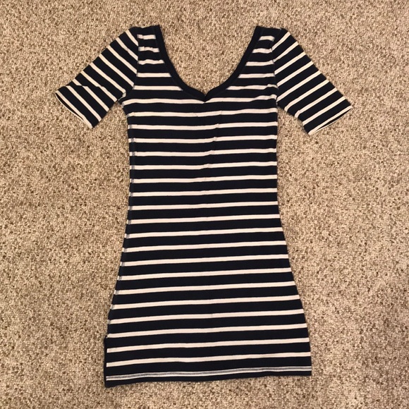 Abercrombie Kids Navy and White Tee Shirt - Picture 4 of 4